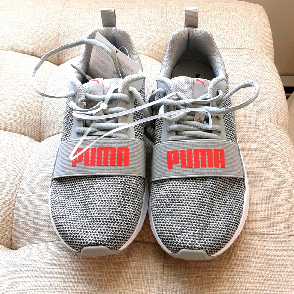 Puma - Picture 2 of 3